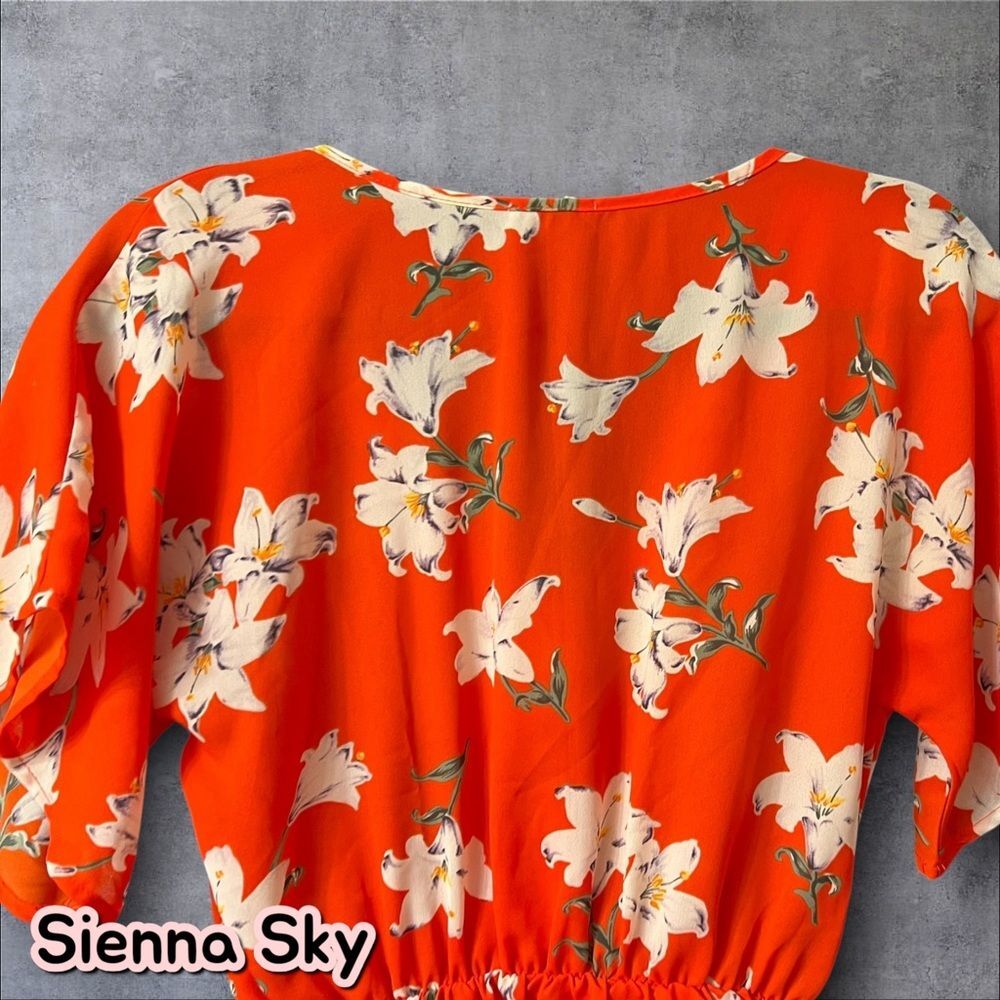 Sienna Sky Orange-Red Floral Cinched Waist Button-Down Blouse – Size S – EUC - Picture 7 of 7